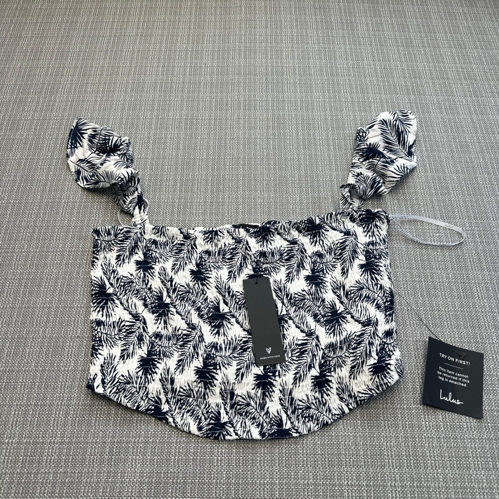 New Lulus Smocked Crop Top Medium Palm Print‎ Ruffle Straps Indie Resort